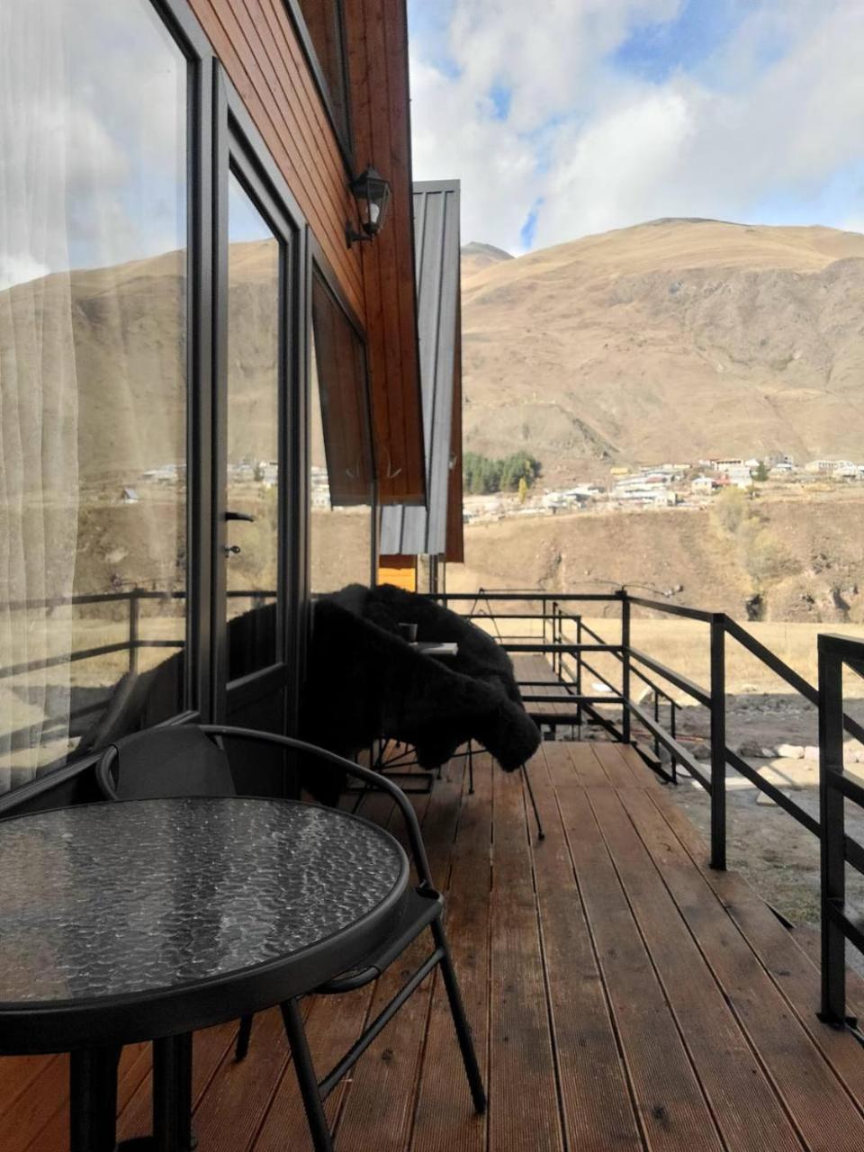 Mtisguli Cottages Казбеги Екстериор снимка