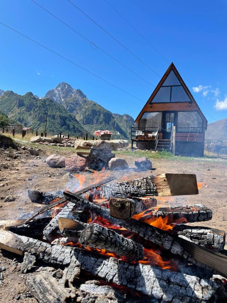 Mtisguli Cottages Казбеги Екстериор снимка